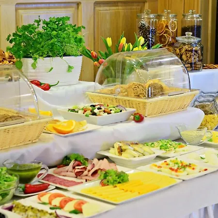Chopin Hotel 3*
